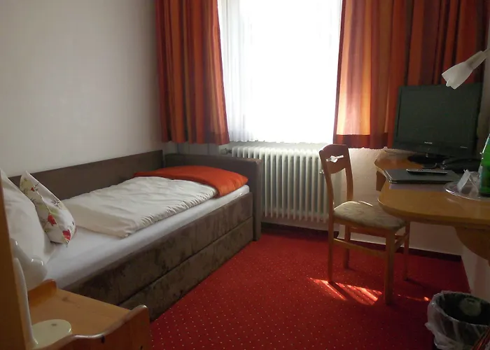 Hotel Schoos 3*